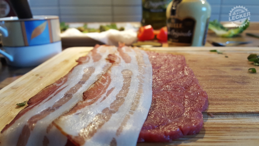 Spargelrouladen mit Bacon