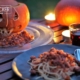 Spaghetti im Kürbiskopf
