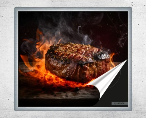 Motiv Steak on Fire aus der Food-Kollektion von Herdabdeckungen der Allesdrucker GmbH